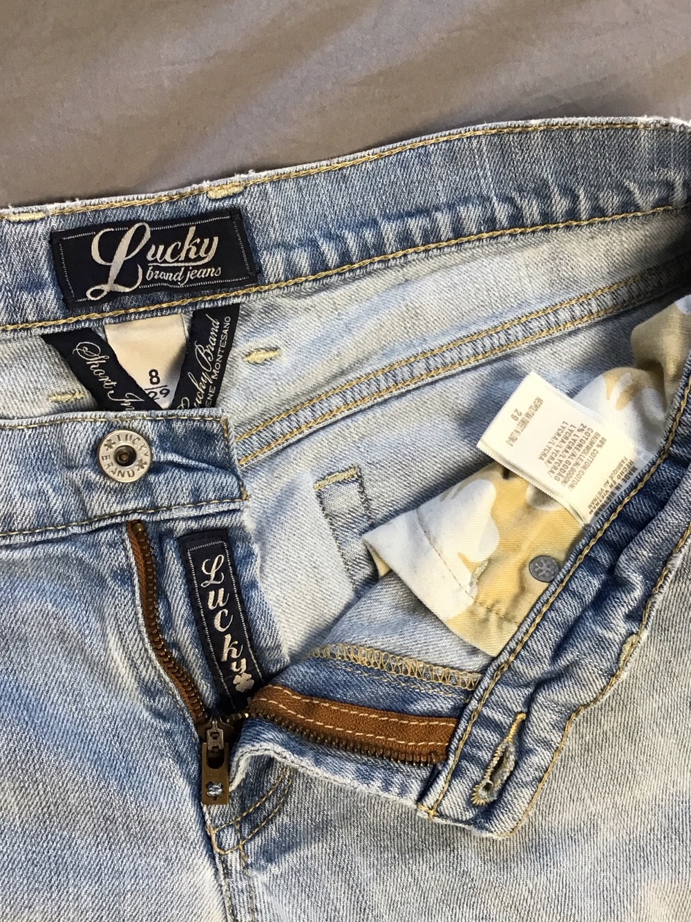 Lucky Brand Light Blue Denim Jeans with Frayed Hem - Picture 3 of 3